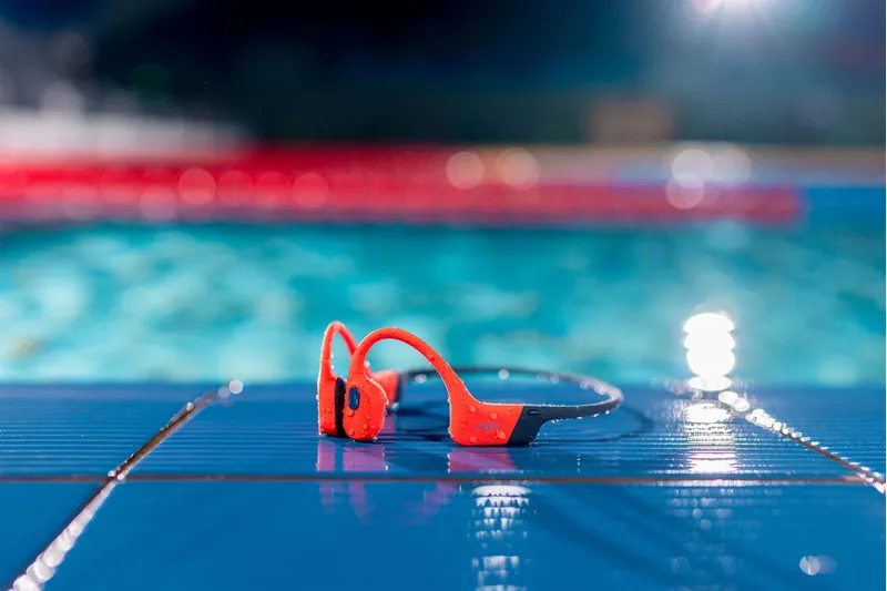 Shokz OpenSwim Pro Red-6