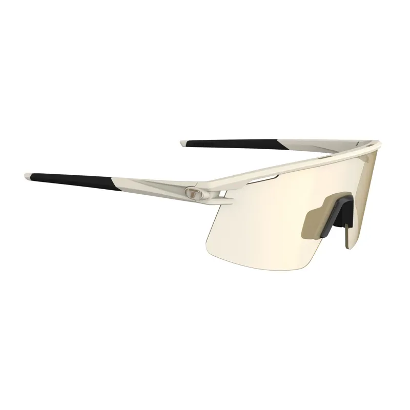 Tifosi Moab Lite Clarion Fototec Sunglasses 2025 M-L Sahara-2