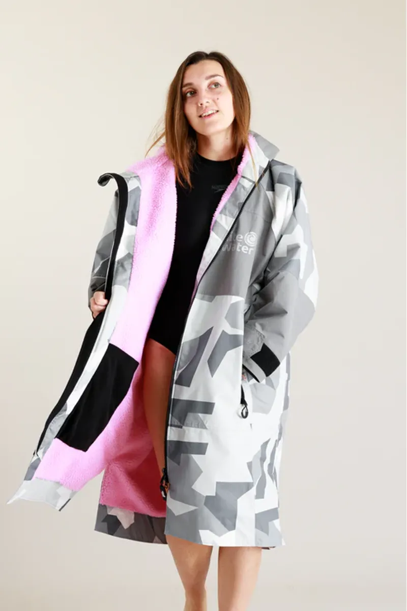 White Water Hard Shell Robe Arctic Camo/Pink-5