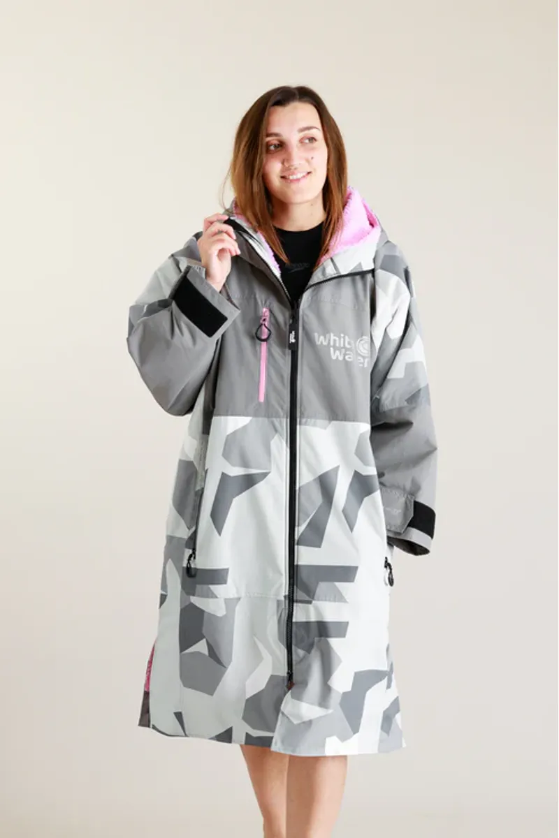 White Water Hard Shell Robe Arctic Camo/Pink-6
