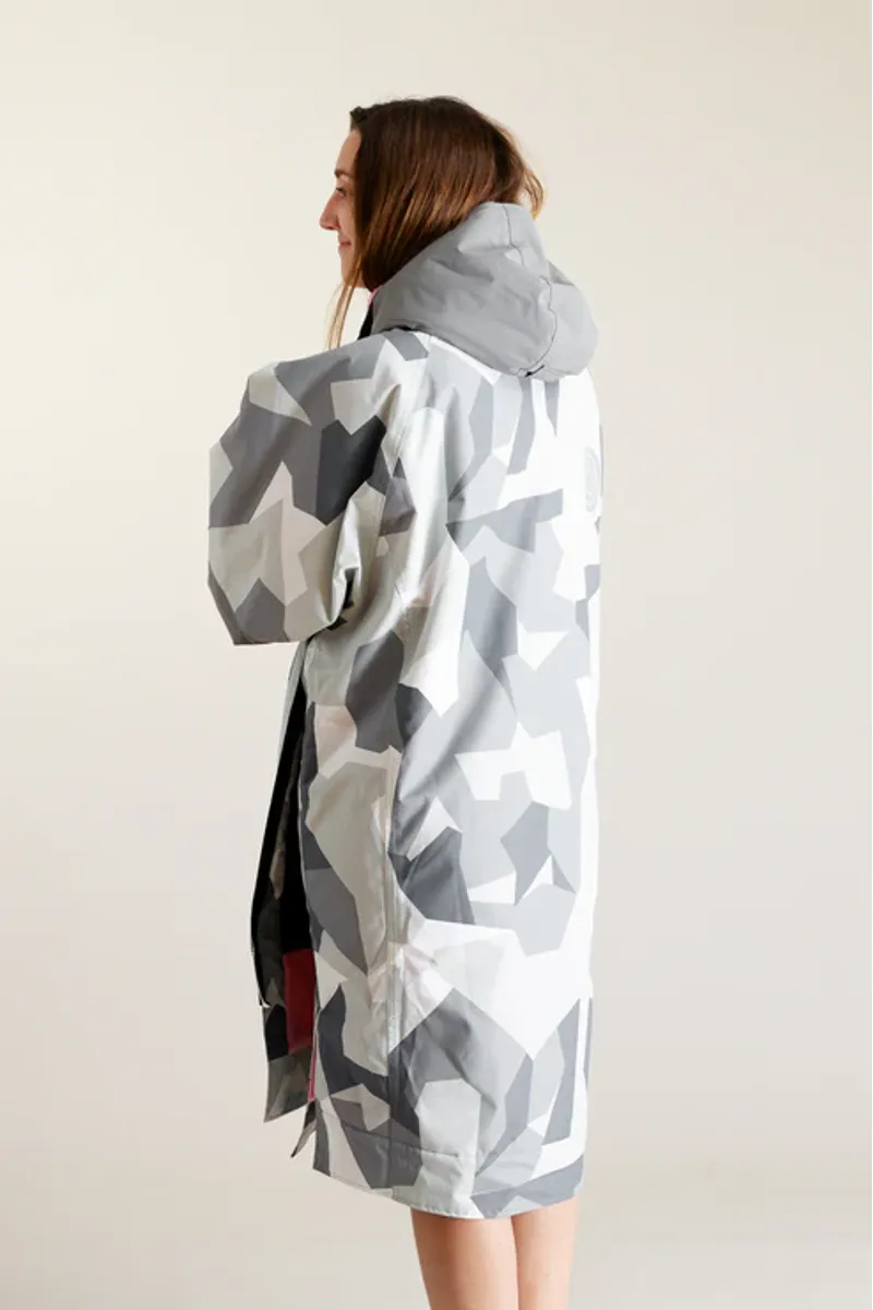 White Water Hard Shell Robe Arctic Camo/Pink-7