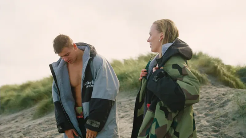 White Water Hard Shell Robe Steel Grey/Black-2