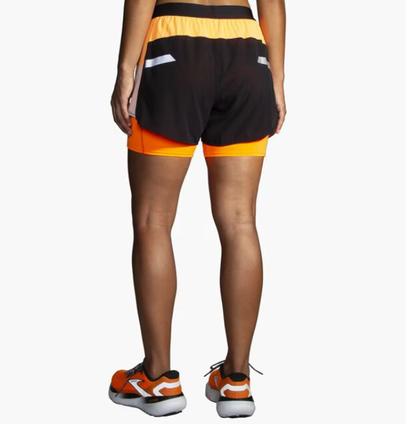 Brooks Womens Run Visible 4 2in1 Short 2.0 Black/Ecru/Fluoro Flash-1