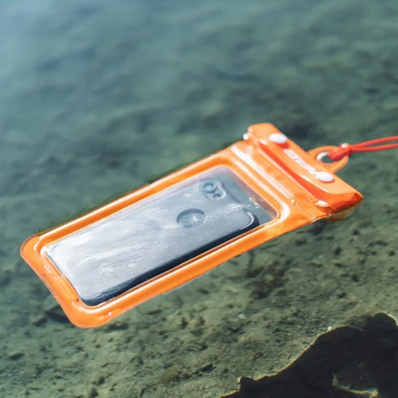 Zone3 Buoyancy Waterproof Phone Pouch-1