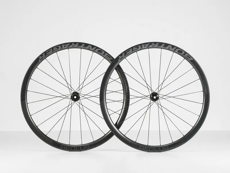 Bontrager Aeolus RSL 37 TLR Disc Road Wheel - Black/With DT Swiss 240s internals and a Ratchet Exp 36-1