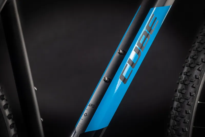 2021 Cube Aim Pro Mountain Bike in Blue-3