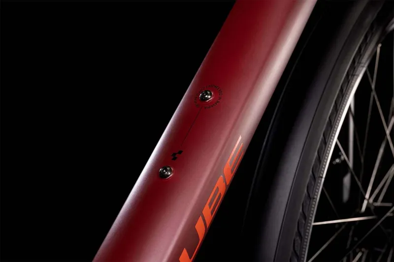  Cube: 2022 Touring Pro step-through in Dark Red/Red-4