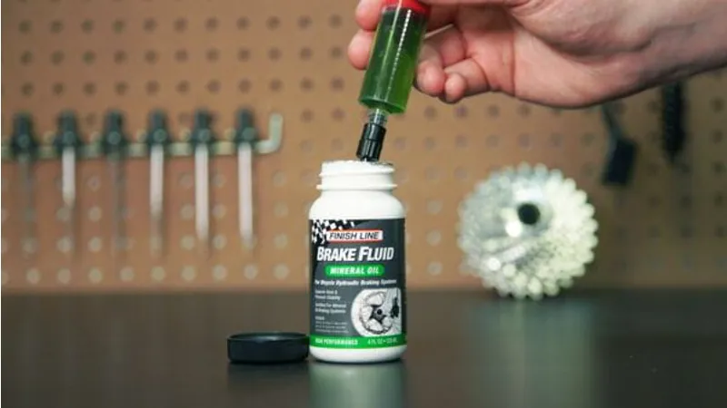 Mineral Oil Brake Fluid - 4 oz-1