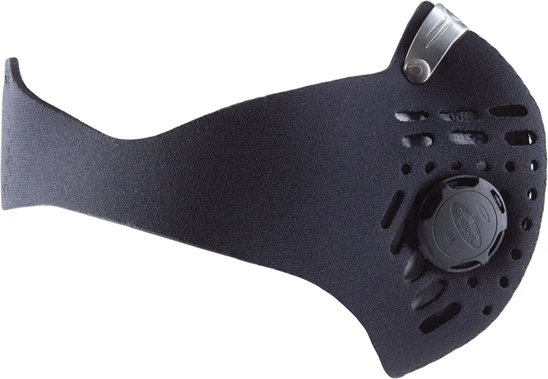 ResproTechno Mask in Large - Black-3