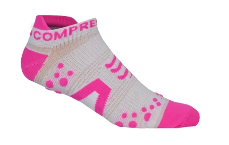 Compressport Low Cut Race Socks in Size EU34/36 - White/Pink