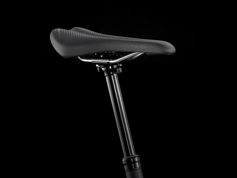 Trek Remedy 8 27.5 Mountain Bike in Prismatic-10