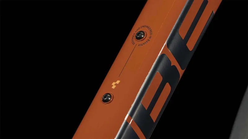 Cube: 2023 Aim Allroad  Mountain Bike - Brickred/Black-3