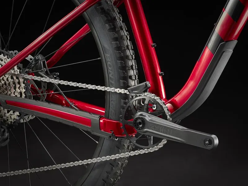 Trek Roscoe 9 Mountain Bike in Crimson-3