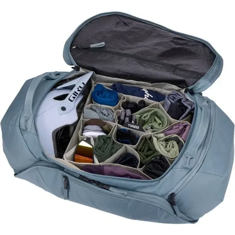 Thule RoundTrip Duffel in Mid Blue-4