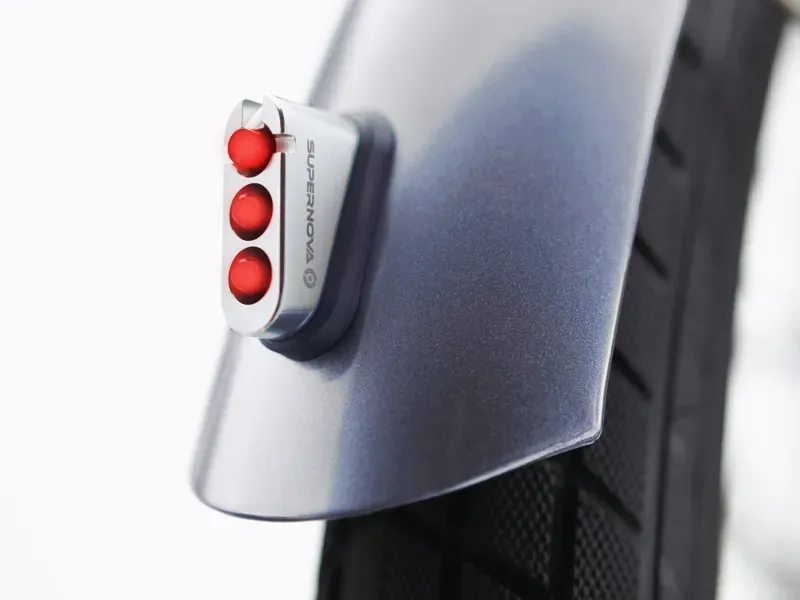 Townie Path Go 10d Step Thru Eu Holographic Medium-5