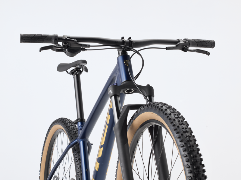 Trek Marlin 5 Gen 3 XC MTB in Mulsanne Blue-3