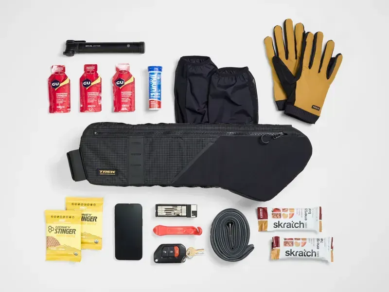 Trek Adventure Frame 3L Bag In Black-5