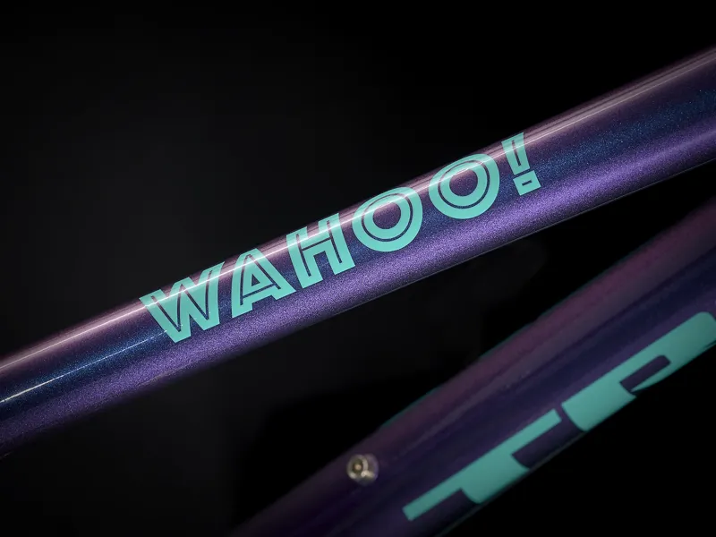 Trek Wahoo 24 Hybrid Kids Bike in Purple-5